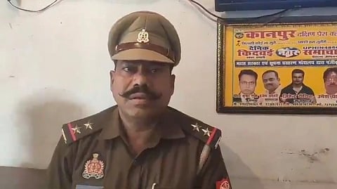 दरोगा आत्माराम वर्मा.