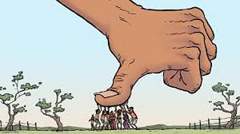 एमबीसी के लोगों ने दलित समुदाय के लोगों को सैलून न जाने और अपने लिए एकअलग हेयरड्रेसर रखने के लिए कहा।