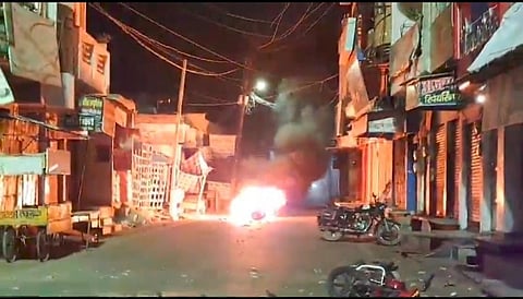 दलित युवक की मौत के बाद लोगों ने किया था प्रदर्शन. फाइल फोटो