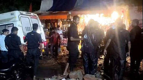 MP में दीवार ढहने से फिर बड़ा हादसा, अब उज्जैन में दो की मौत, दो घायल