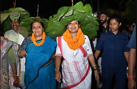 कल्पना सोरेन महिला मतदाताओं के बीच काफी लोकप्रिय हो रही है।