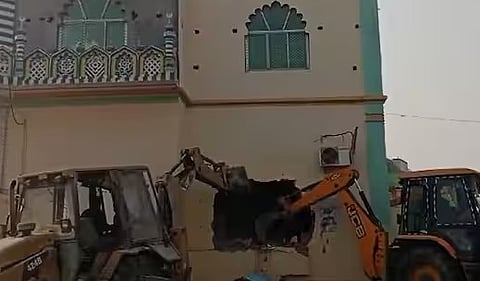 नूरी मस्जिद