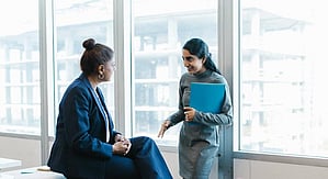 पुरुष कर्मचारियों की तुलना में अपने कौशल को लेकर भारतीय महिलाएं अधिक 'कॉन्फिडेंट': रिपोर्ट