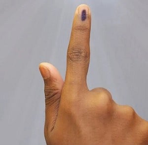 मिल्कीपुर उपचुनाव: भाजपा के उम्मीदवार चंद्रभानु पासवान 28 हजार वोटों से आगे