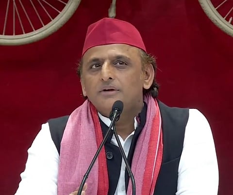 सपा के राष्ट्रीय अध्यक्ष अखिलेश यादव