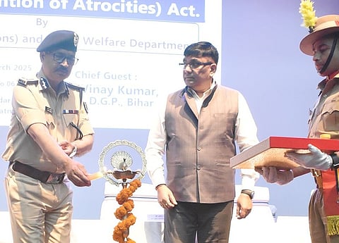 एक दिवसीय प्रशिक्षण-सह-संवेदीकरण कार्यशाला का उद्घाटन