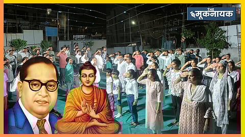 सूरत की गलियों में 'बुद्ध' की रोशनी: 2023 में किया धर्म परिवर्तन का आवेदन, अब मिली मंजूरी तो 80 परिवारों ने कहा— बुद्धं शरणम गच्छामि!