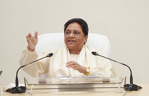 मायावती ने चिंता जताते हुए कहा था कि प्रदेश के स्कूलों में 22 लाख बच्चों के एडमिशन में इस साल गिरावट आई है।