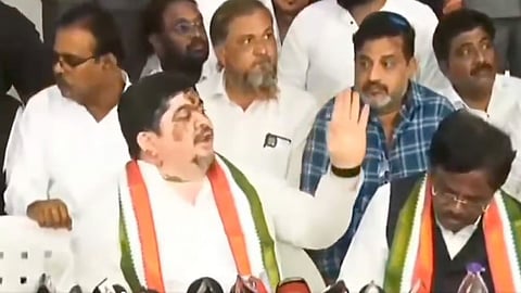 "धुन्नापोथु" टिप्पणी पर तेलंगाना कांग्रेस में घमासान, दलित मंत्री ने खोला मोर्चा, पार्टी आलाकमान तक पहुंचा मामला