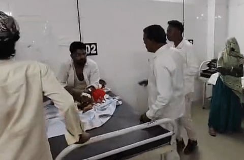 MP के झाबुआ में क्लोरीन गैस लीक से 49 लोग बीमार