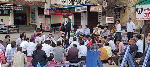 Advocates staging a dharna at Udaipur District Court