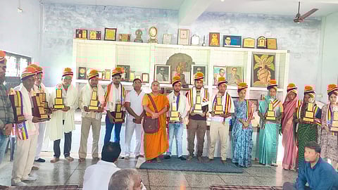 The family members of the martyrs were felicitated at a private venue as the tent at the planned premises was allegedly uprooted by the police.