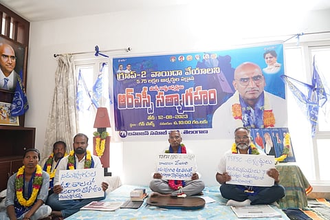 Unfazed by House Arrest, R.S. Praveen observes “Satyagraha Diksha” inside his house