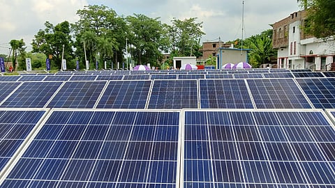 Solar mini grid unit of Husk Power System installed near Jagannath Basant village of Lalganj area, from where uninterrupted quality electricity is provided to many small and big entrepreneurs in the local market.