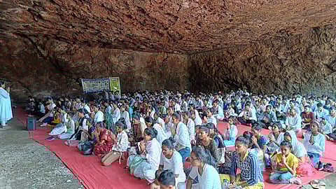 Swayam Sainik Dal (SSD) volunteers held a sabha at one of the Sana caves recently