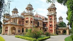 Students at Allahabad University Find 'Healing' through Marginalized History!