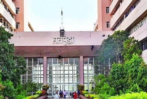 Madhya Pradesh Doctors Extend Support to Adopted Villages, Offering Vital Insights for Well-being