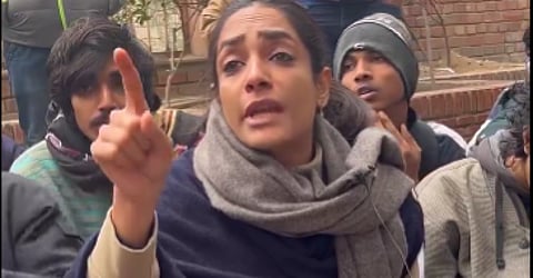 In her emotional appeal on social media, Dr. Ritu Singh called upon her community to unite and show solidarity at the protest site in DU Arts Faculty.