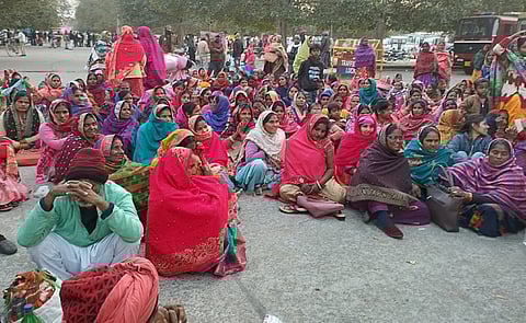 Lucknow: MGNREGA Workers Stage Protest, Demand Regular Work, Hike in Wages