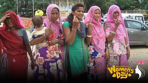 In villages like Kachhabali, Thaneta, Barar, and Hamela Ki Vair, located in Rajsamand district, women became the face of a grassroots campaign to ban the sale of liquor.