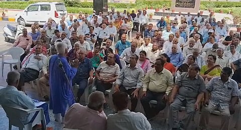 Despite orders for D.A. of 46% and 50% being issued for pensioners in other agricultural and general universities of the state, MPUAT retirees were yet to receive the same.