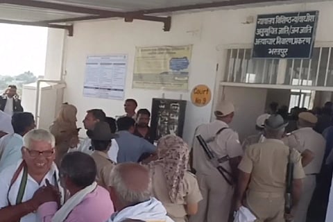 Convicts and others in SC-ST court premises.