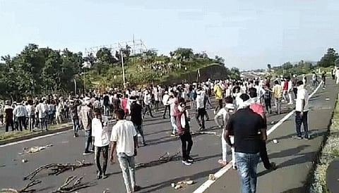 There has been a sharp rise in stone pelting, theft, and robbery cases in the district. Fearing stone pelters, residents are avoiding going out after 7 PM, tarnishing the reputation of the entire tribal community.