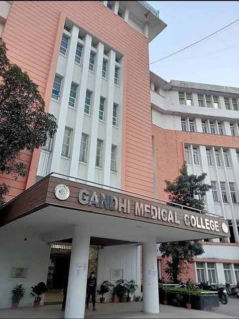 Madhya Pradesh: Resident Doctors Navigate Toxic Environment at Gandhi Medical College
