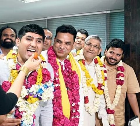 AAP) councillors Mahesh Khichi and Ravinder Bhardwaj file their nominations for the post of mayor and deputy mayor respectively at the MCD office on April 18, 2024.