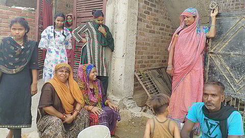 Women of ahiran dhakwa a village near sultanpur highway say that they are yet to benefit from the government schemes