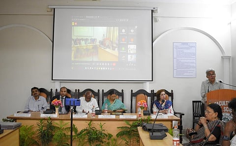 Aligarh: Cross-cultural Communication Specialists, ELT Experts Discuss Teaching Methodologies in Interdisciplinary Context at AMU