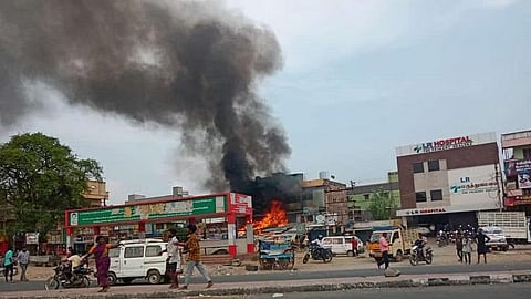 Clash on the Salem-Bengaluru Highway