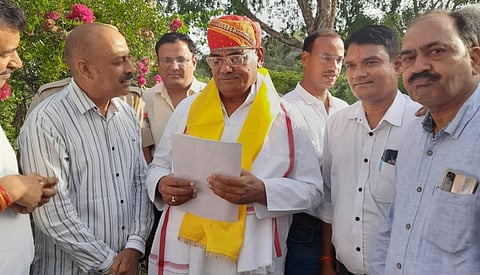 A delegation from Rajasthan Panchayati Raj and Secondary Teachers' Association met Education minister Madan Dilawar and submitted their demand letter.