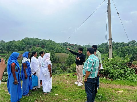 CMHO Dr. Bamnia directing the block-level health workers on prevention measures for the Chandipura virus.