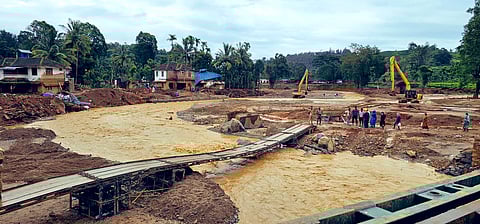 15 Sniffer Dogs Deployed in Kerala Landslide Search