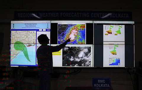 Cyclone Dana Intensifies, NDRF Deploys Teams