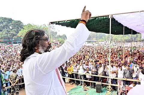 The shadow advertiser accounts
have engaged in publishing dehumanising images of the Chief
Minister of Jharkhand, Hemant
Soren.