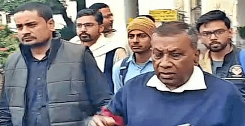 The meeting, described as "constructive and positive" by the candidates, follows a lathi-charge on protesting candidates by Patna Police on Sunday.