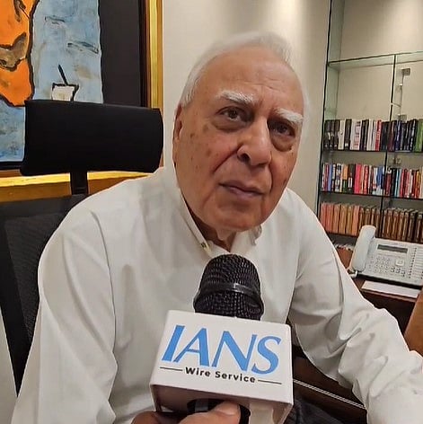 Kapil Sibal Reaffirms Confidence in INDIA Bloc Amid Internal Challenges and Shifting Allegiances