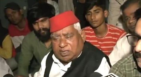 Politics erupts over death of SDM's stenographer in Ayodhya, Samajwadi Party leader Awadhesh Prasad holds protest