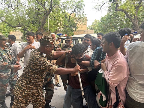 Delhi police detained activists of Indian People in Solidarity with Palestine.