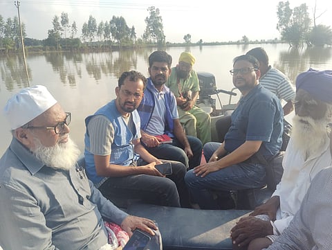 The JIH team visited the flood-affected regions of Sangra and Baupur Jadid villages.