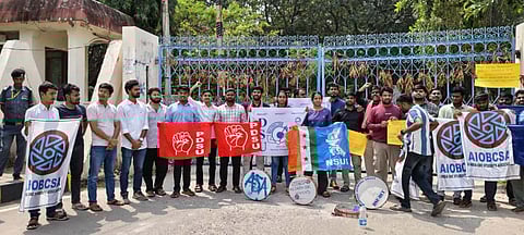 The students closed the Main Gate of the university, expressing solidarity with the state-wide movement demanding 42% BC Reservations in Education, Employment, and Local Bodies.