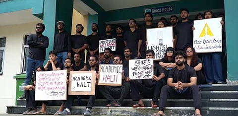 FTII Itanagar students plan a mid-January campus return for verification amid boycott, demanding written timelines for incomplete infrastructure, while slamming opaque 2026 admissions and unexplained 5% fee hikes.