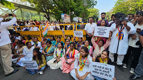 Thousands of activists from Mumbai and its suburbs gathered under the banner of Vanchit Bahujan Aghadi, raising slogans of “Modi Hatao, Desh Bachao”.