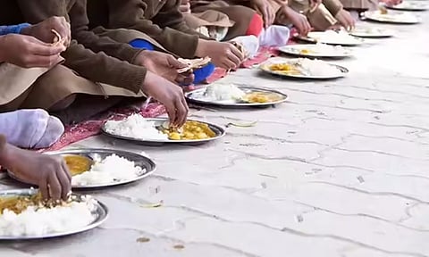 Dundra Kumara Swamy, National President of the National BC Dal and an advocate, lodged a formal complaint with the commission regarding the incident at the BC Gurukul Girls’ Hostel in Manuguru town.