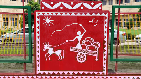 Noida Office Complex Of National Fertilizers Limited Adorns Its Walls With Warli Paintings