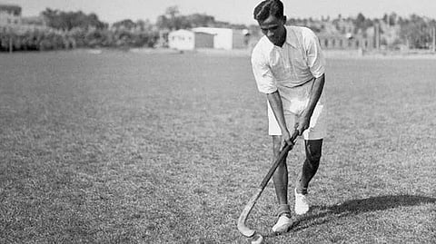 Yogi Leads UP In Paying Tributes To Hockey Wizard Dhyan Chand On His 105th Birth Anniversary