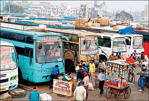 Government, Private Buses Begin Plying In Bihar