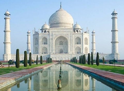 188 दिन बाद आज खुला ताजमहल, चीनी यात्री ने सबसे पहले निहारा ताज